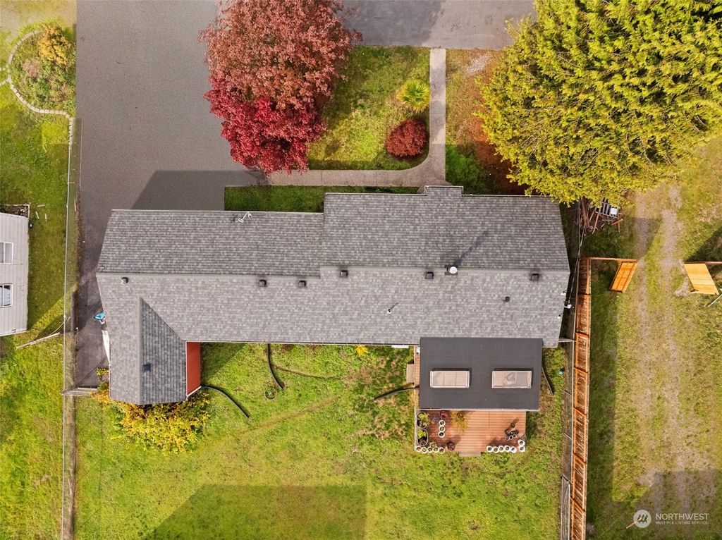 Photo of 15002 130th Avenue SE, Renton, WA 98058 (MLS # 2305256)