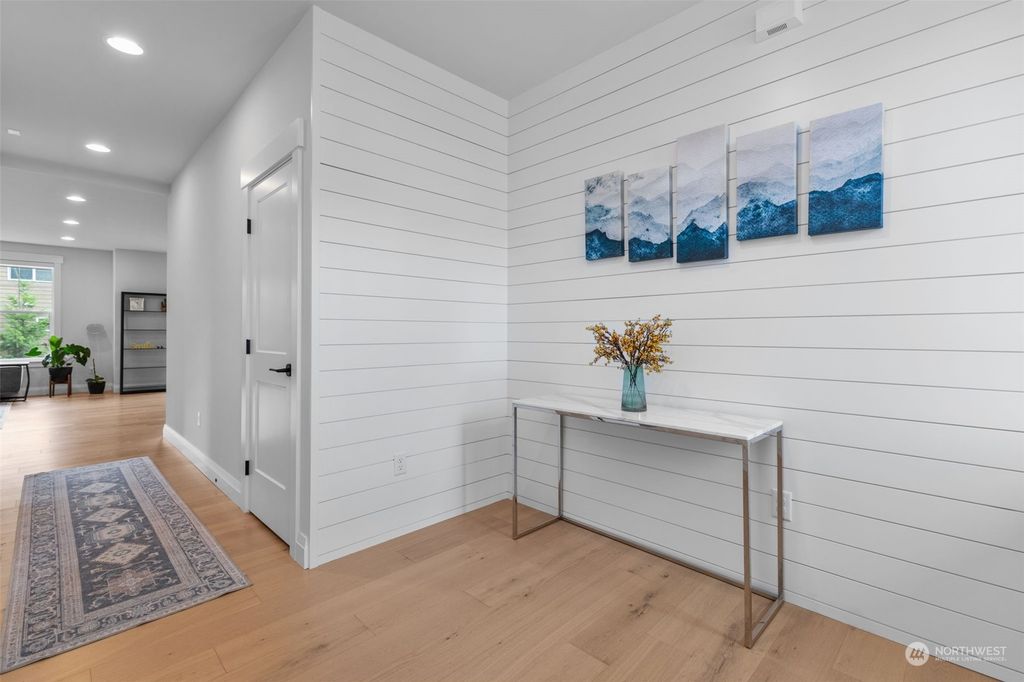 Photo of 14623 Meridian Place W, Lynnwood, WA 98087 (MLS # 2277804)