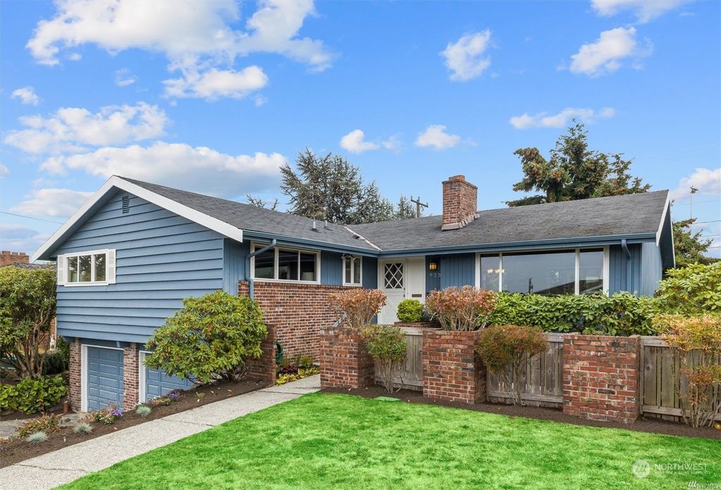 Photo of 9256 20th Avenue NW, Seattle, WA 98117 (MLS # 2013522)