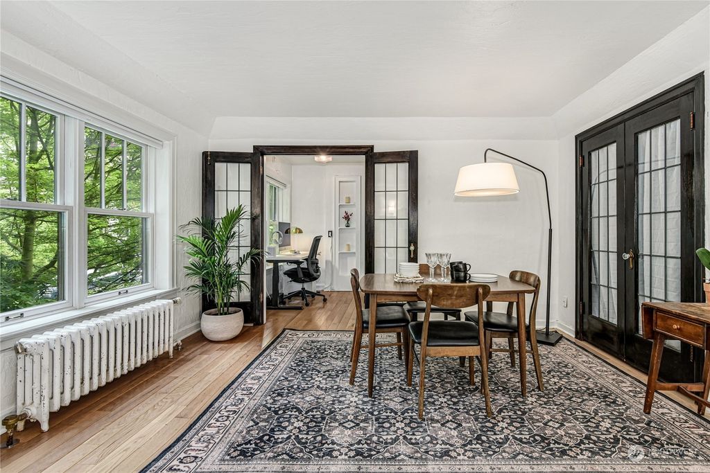 Photo of 519 W Roy Street #314, Seattle, WA 98119 (MLS # 2129655)