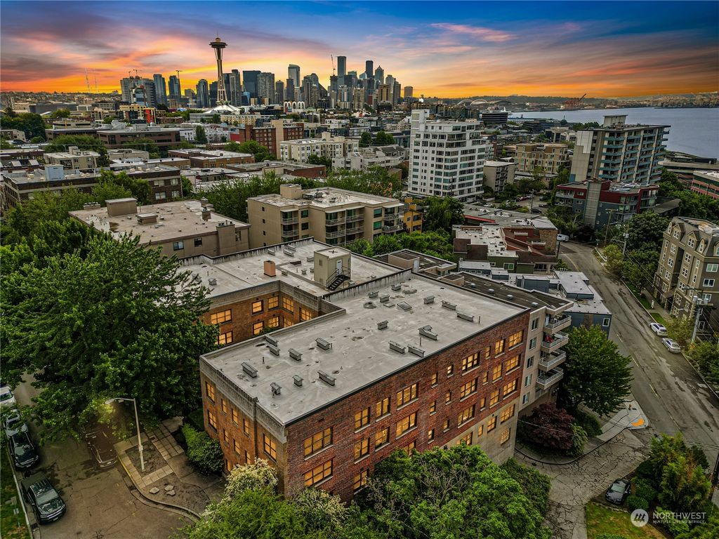 Photo of 519 W Roy Street #314, Seattle, WA 98119 (MLS # 2129655)