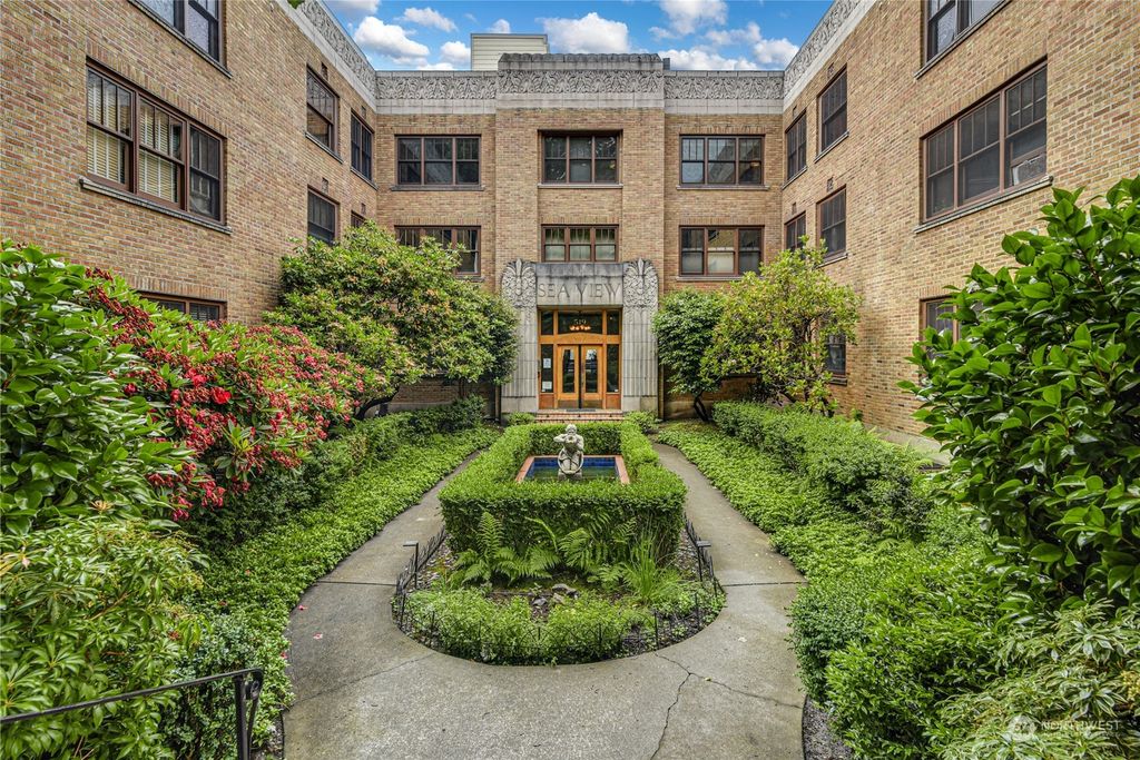 Photo of 519 W Roy Street #314, Seattle, WA 98119 (MLS # 2129655)