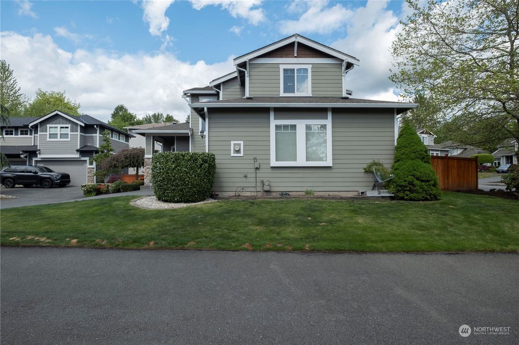 Photo of 5938 NE 1st Court, Renton, WA 98059 (MLS # 2231704)