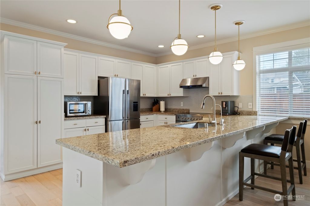 Photo of 5938 NE 1st Court, Renton, WA 98059 (MLS # 2231704)