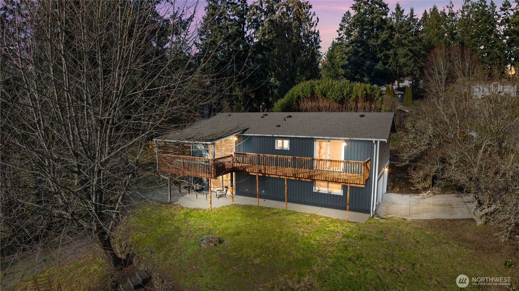 Photo of 32 Madrona Place, Dupont, WA 98327 (MLS # 2473184)
