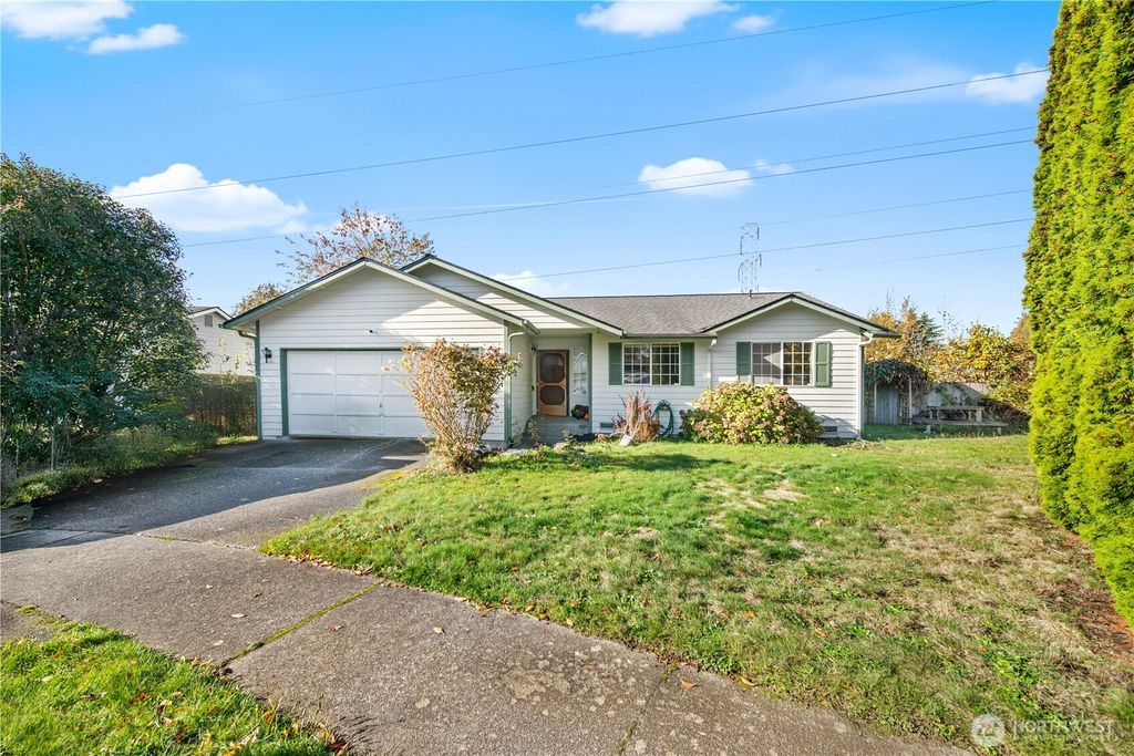 Photo of 1708 88th Drive SE, Lake Stevens, WA 98258 (MLS # 2423727)