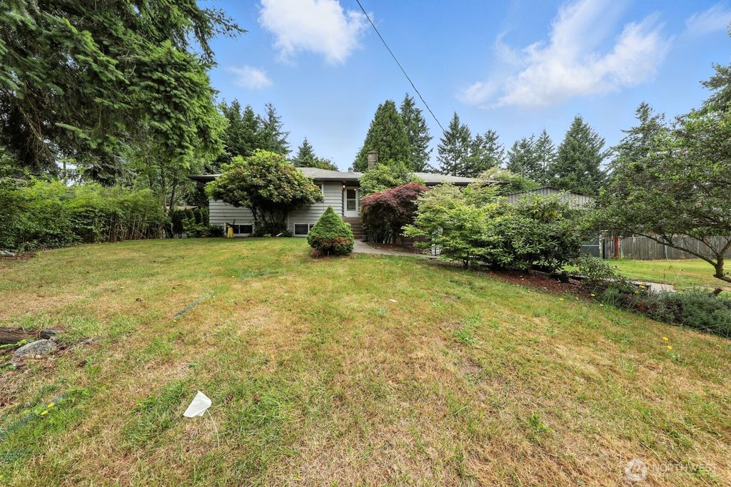 Photo of 17562 SE 134th Street, Renton, WA 98059 (MLS # 2406171)