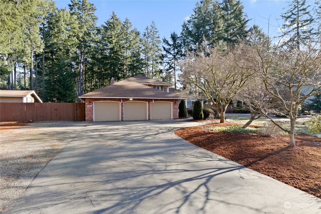 Photo of 32824 174th Place SE, Auburn, WA 98092 (MLS # 2322278)