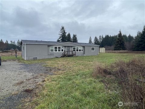 Photo of 564 Avery Road, Winlock, WA 98596 (MLS # 2478115)