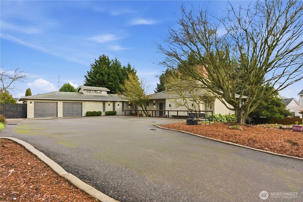 Photo of 25330 157th Place SE, Covington, WA 98042 (MLS # 2465168)