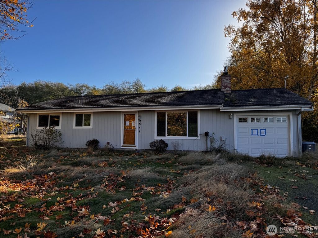 Photo of 967 Edgecliff Drive, Langley, WA 98260 (MLS # 2460303)