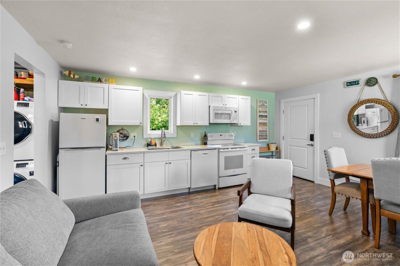 886 Cranberry Road