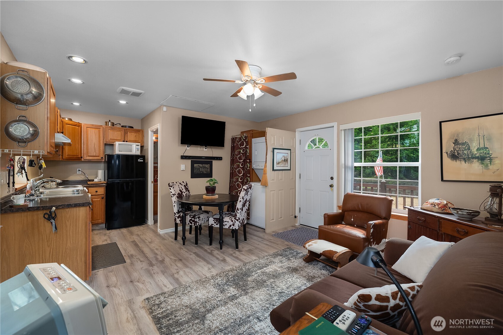 40 N Tebo Place