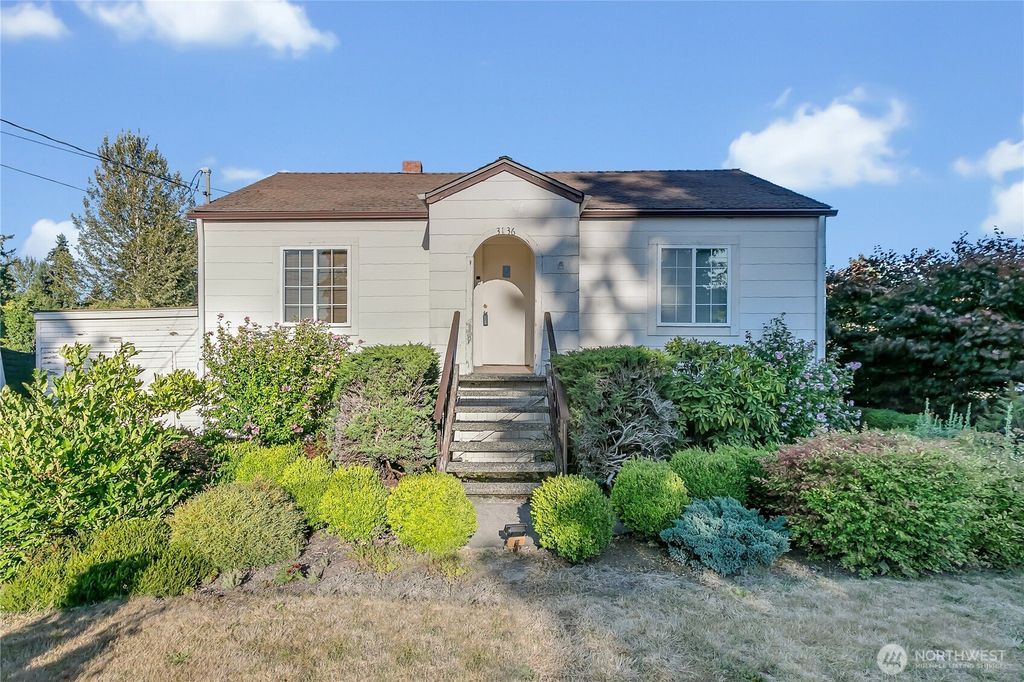 Photo of 3136 Academy Drive SE, Auburn, WA 98092 (MLS # 2424017)