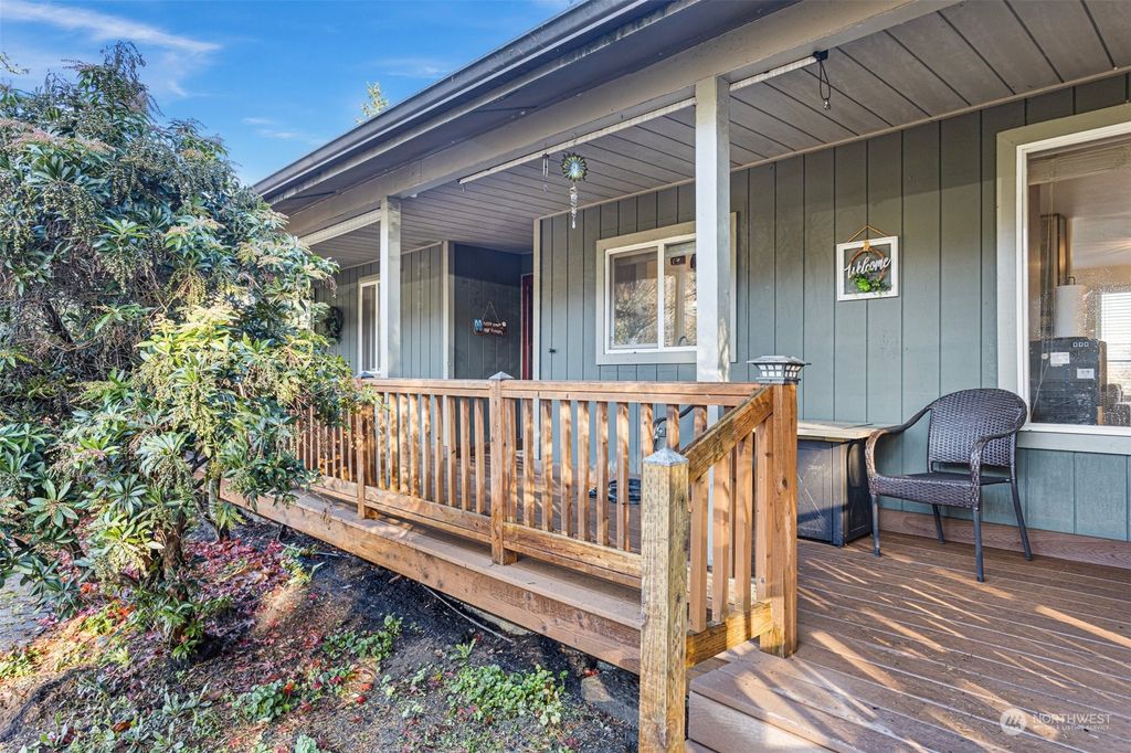 Photo of 17234 51st Avenue S, SeaTac, WA 98188 (MLS # 2180737)