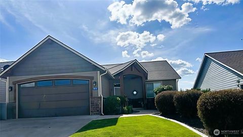 Photo of 8170 Desert Sage Ct Ct SE, Othello, WA 99344 (MLS # 2527871)