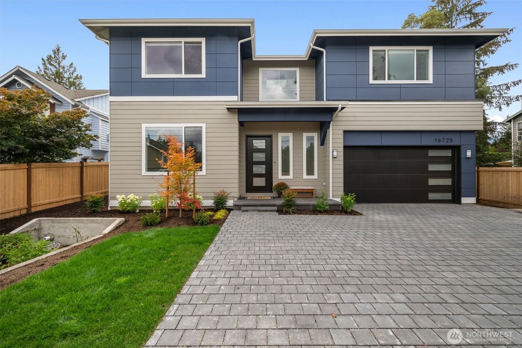 Photo of 16725 8th Avenue NE, Shoreline, WA 98155 (MLS # 2582860)