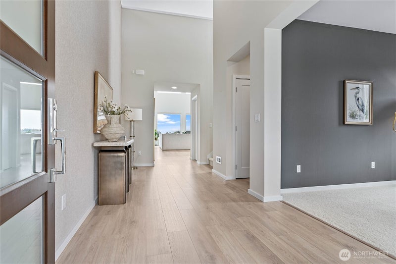 8465 Camas Drive