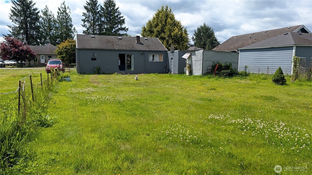 Photo of 222 E King Street, Aberdeen, WA 98520 (MLS # 2553718)