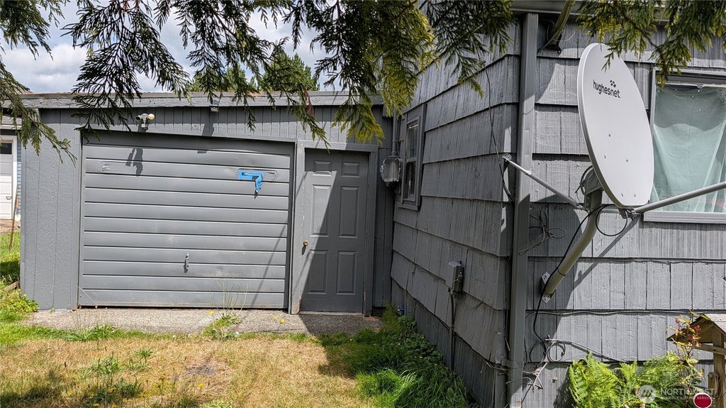 Photo of 222 E King Street, Aberdeen, WA 98520 (MLS # 2553718)