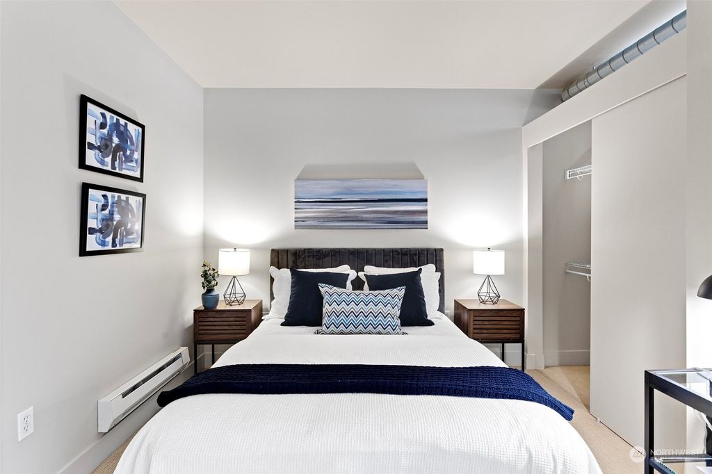 listing image 9366387136809904456