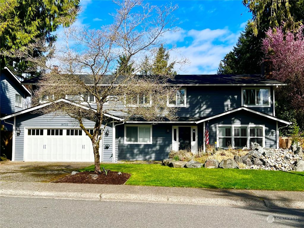 Photo of 18732 SE 43rd Street, Issaquah, WA 98027 (MLS # 2210211)