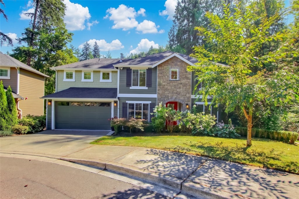 Photo of 16426 85TH Place NE, Kenmore, WA 98028 (MLS # 2595323)
