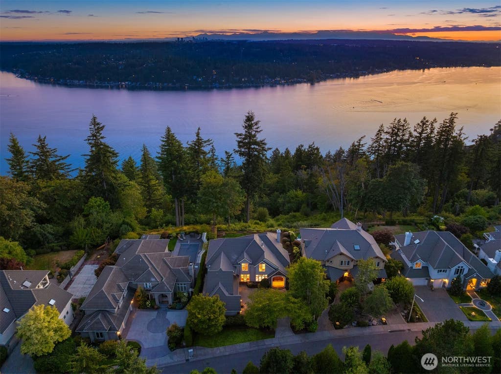 Photo of 2451 204th Terrace NE, Sammamish, WA 98074 (MLS # 2557251)