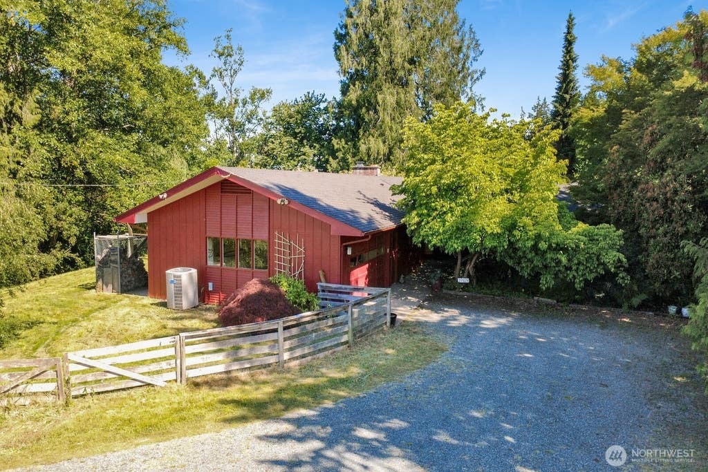 Photo of 7605 279th Place NW, Stanwood, WA 98292 (MLS # 2540226)