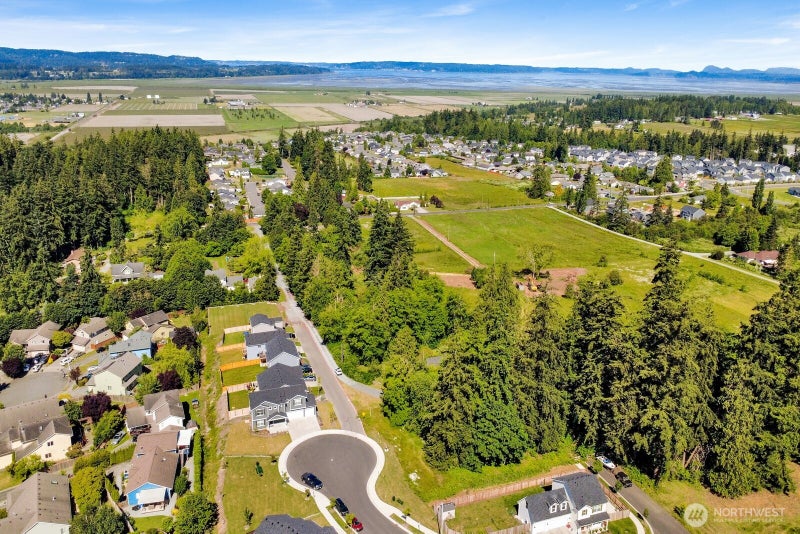 7605 279th Place NW