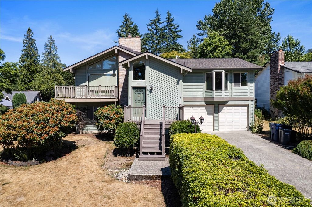 Photo of 30202 30th Ave SW Ave, Federal Way, WA 98023 (MLS # 2409767)