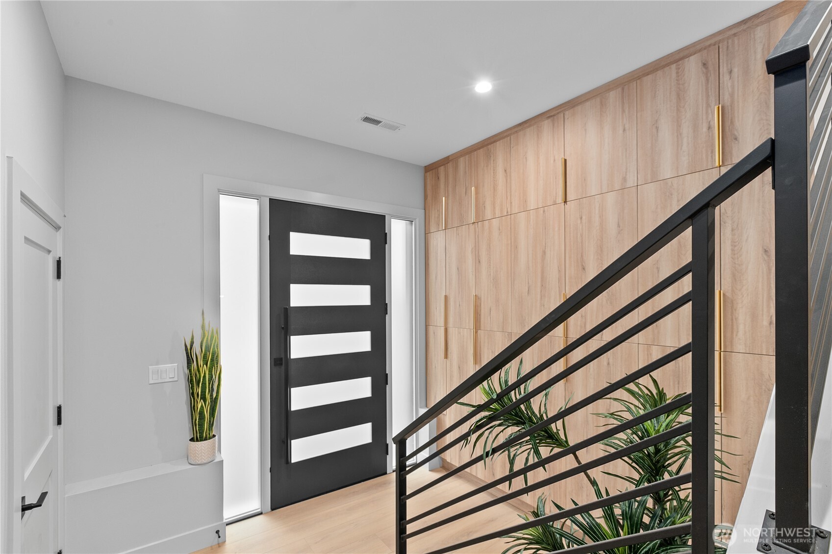 24 Granite Circle