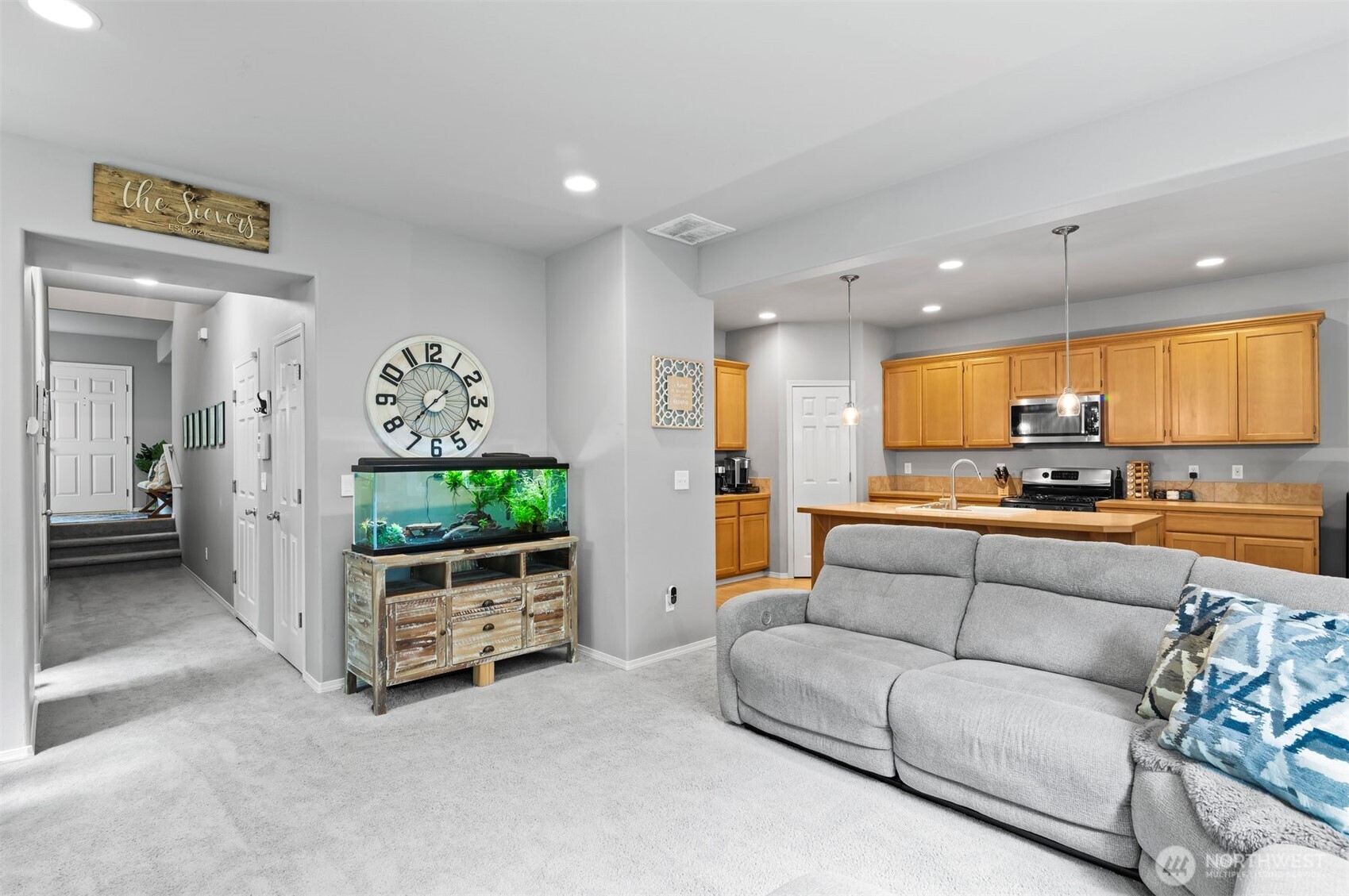 Lynnwood, Washington 98087, United States, 4 Bedrooms Bedrooms, ,3 BathroomsBathrooms,Residential,Active,143394