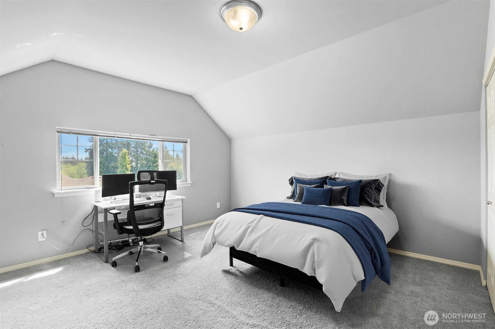 Lynnwood, Washington 98087, United States, 4 Bedrooms Bedrooms, ,3 BathroomsBathrooms,Residential,Active,143394