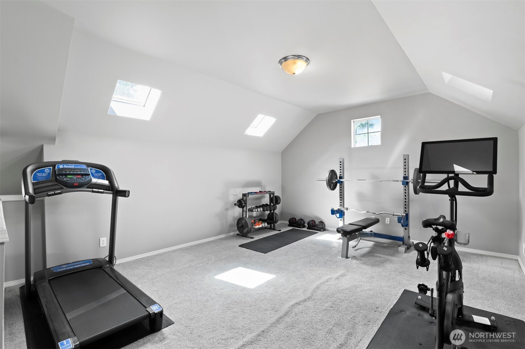 Lynnwood, Washington 98087, United States, 4 Bedrooms Bedrooms, ,3 BathroomsBathrooms,Residential,Active,143394