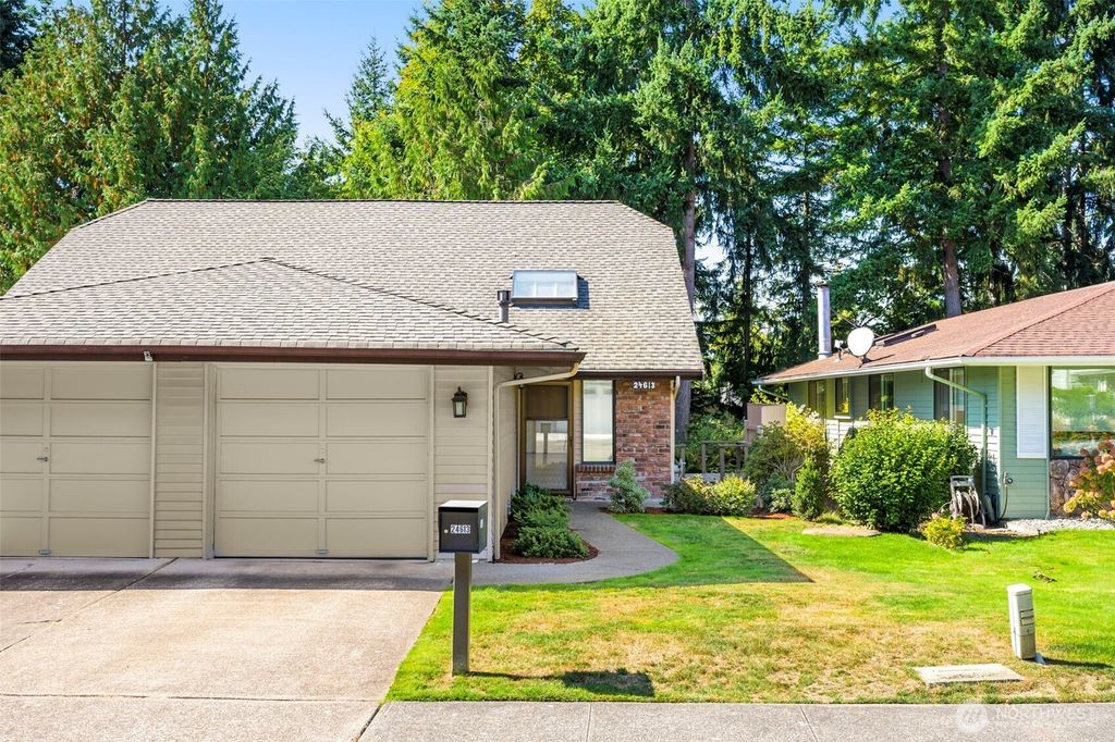 Photo of 24613 13th Avenue S, Des Moines, WA 98198 (MLS # 2434246)