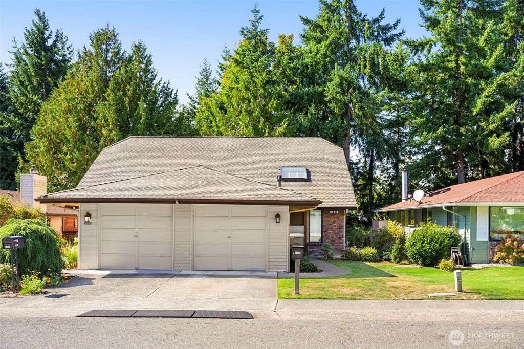 Photo of 24613 13th Avenue S, Des Moines, WA 98198 (MLS # 2434246)