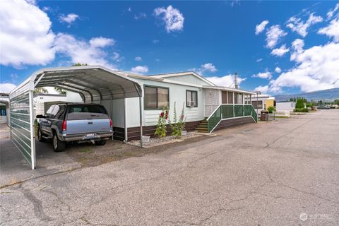 A home in East Wenatchee