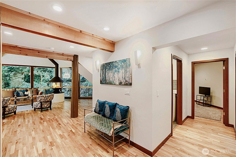 13020 Squak Mountain Road SE