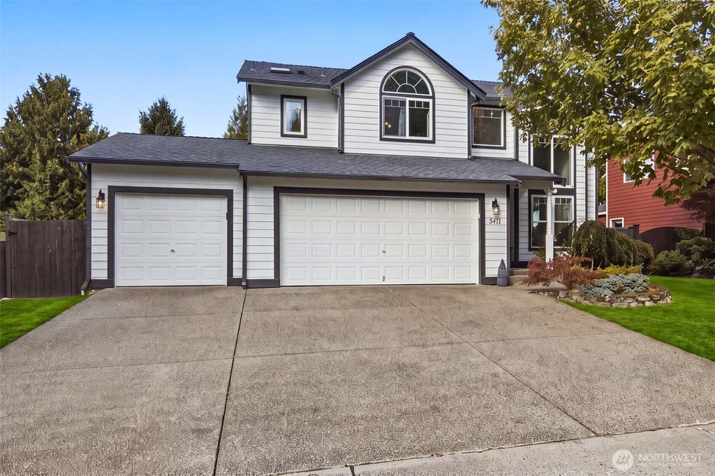 Photo of 5411 Quincy Avenue SE, Auburn, WA 98092 (MLS # 2594213)