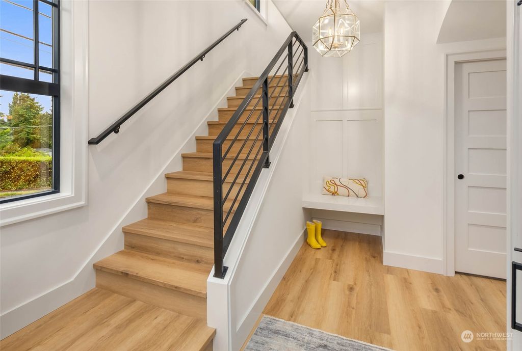 Photo of 6854 36th Avenue NE, Seattle, WA 98115 (MLS # 2135485)