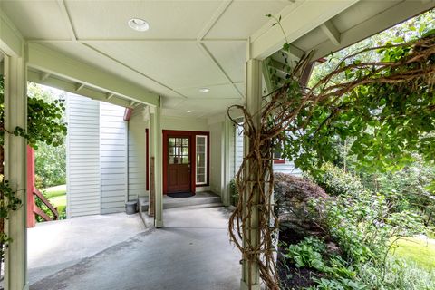 A home in Camano Island