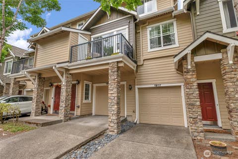 Photo of 1913 16th Lane E, Issaquah, WA 98029 (MLS # 2561836)