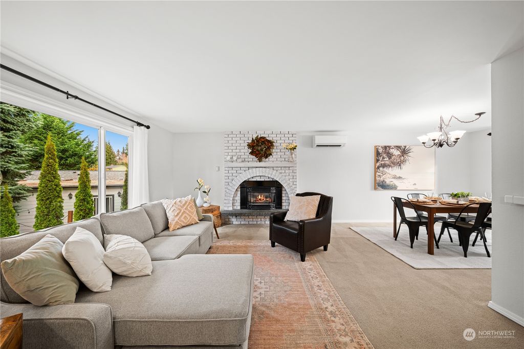 Photo of 16521 26th Avenue SE, Bothell, WA 98012 (MLS # 2181071)