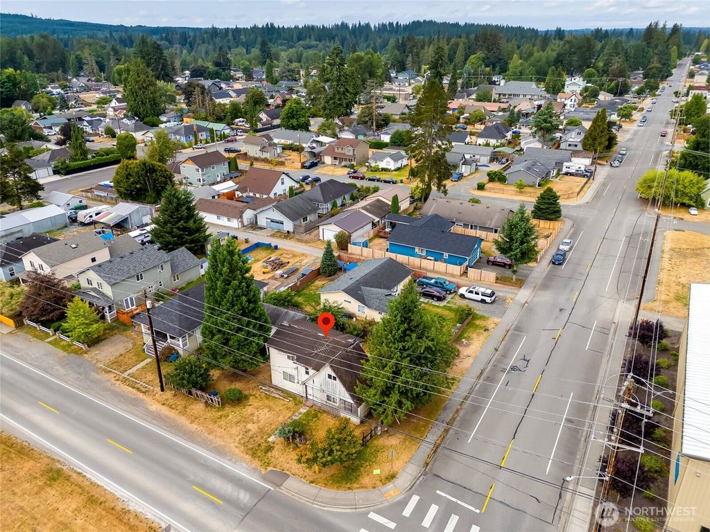 Photo of 200 S Alder Avenue, Granite Falls, WA 98252 (MLS # 2417763)