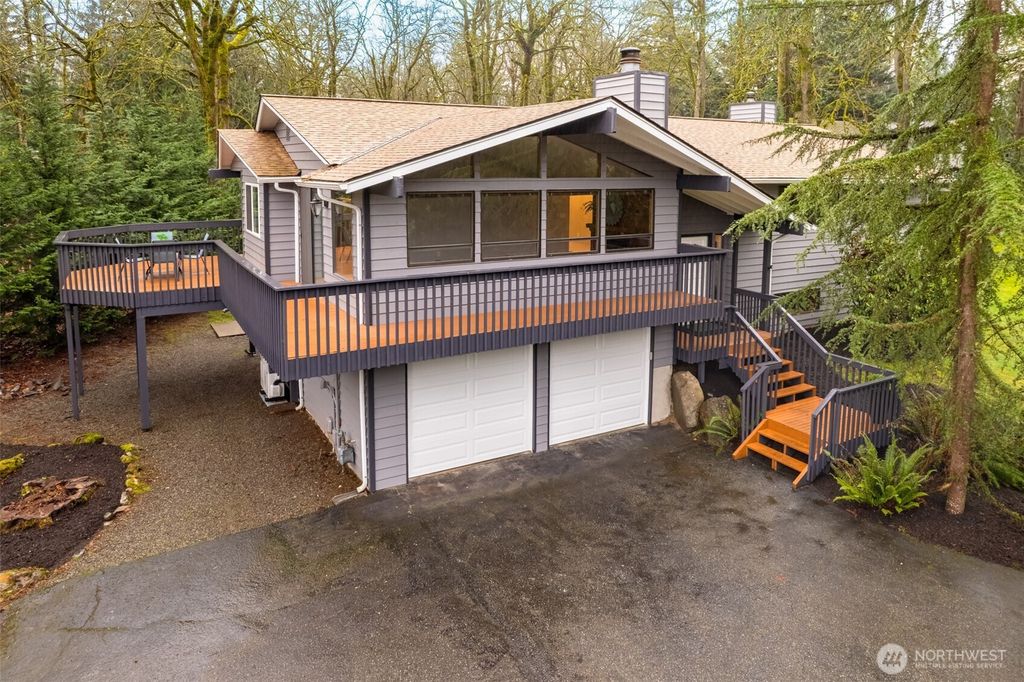 Photo of 18307 SE 286th Street, Kent, WA 98042 (MLS # 2468076)