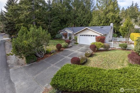 83 Mockingbird Lane Port Ludlow WA 98365