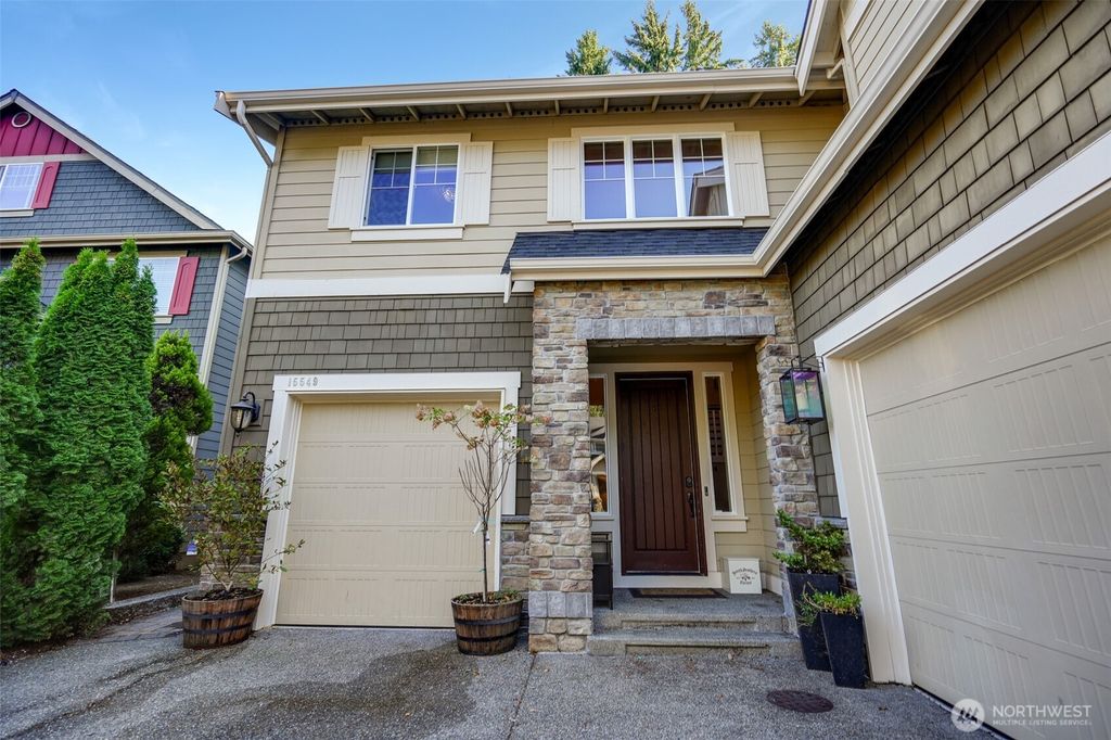 Photo of 15549 SE 160th Pl. Pl, Renton, WA 98058 (MLS # 2423856)