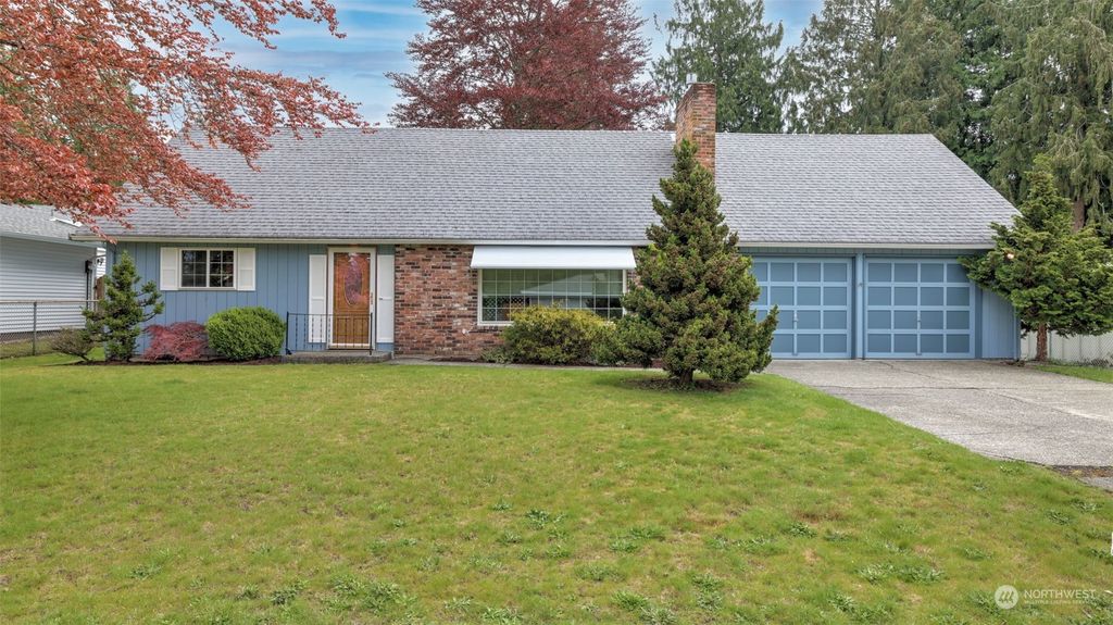 Photo of 14420 143rd Place SE, Renton, WA 98059 (MLS # 2320470)