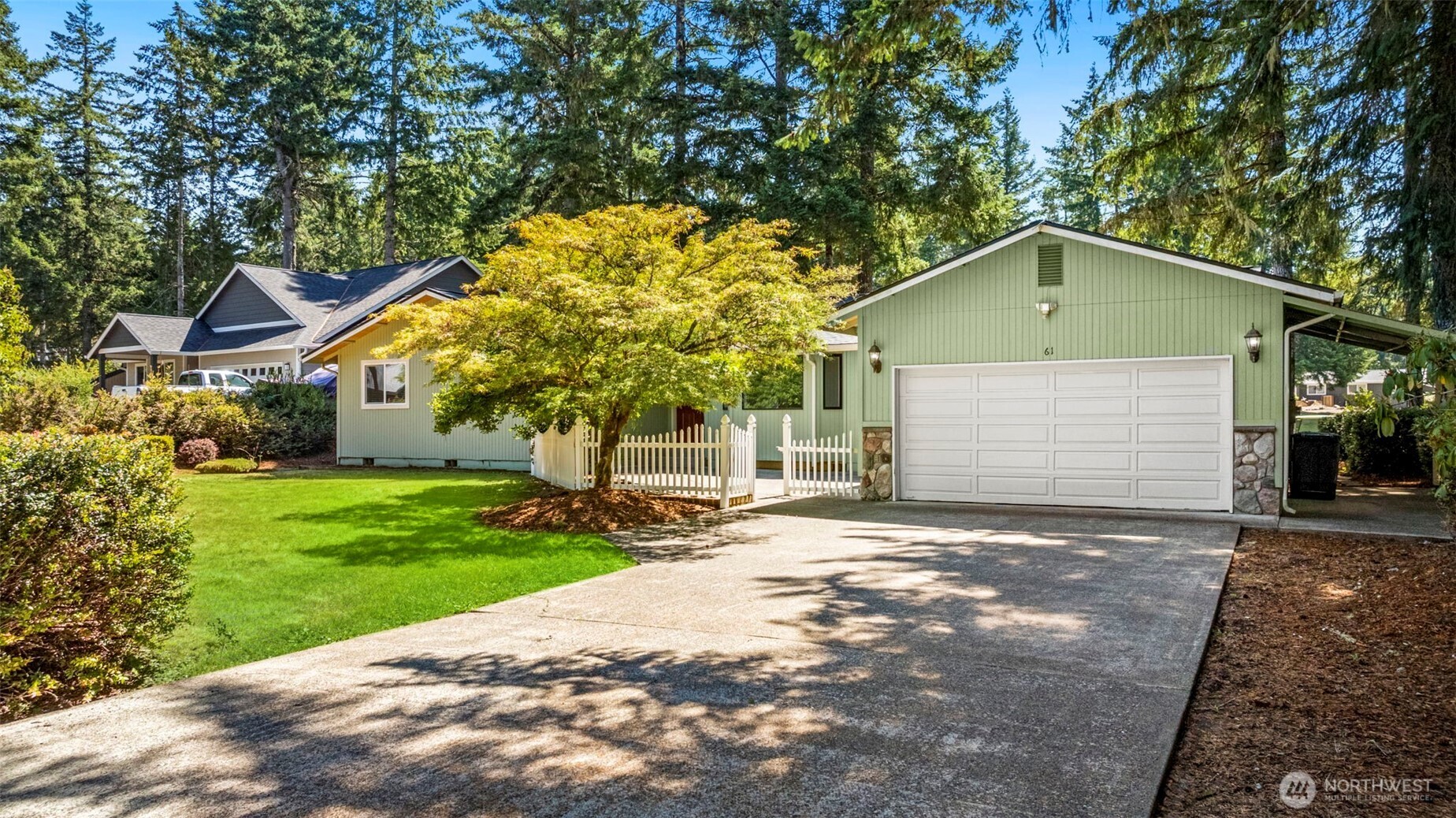 61 E Michelle Drive